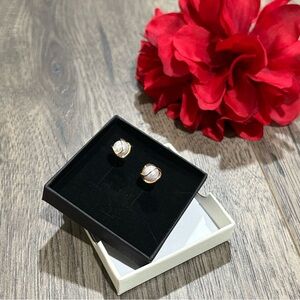 Faux Modern Pearl Earrings NWT